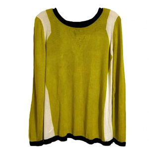 Ashley Stewart  size 14/16 stylish green long-sleeve top